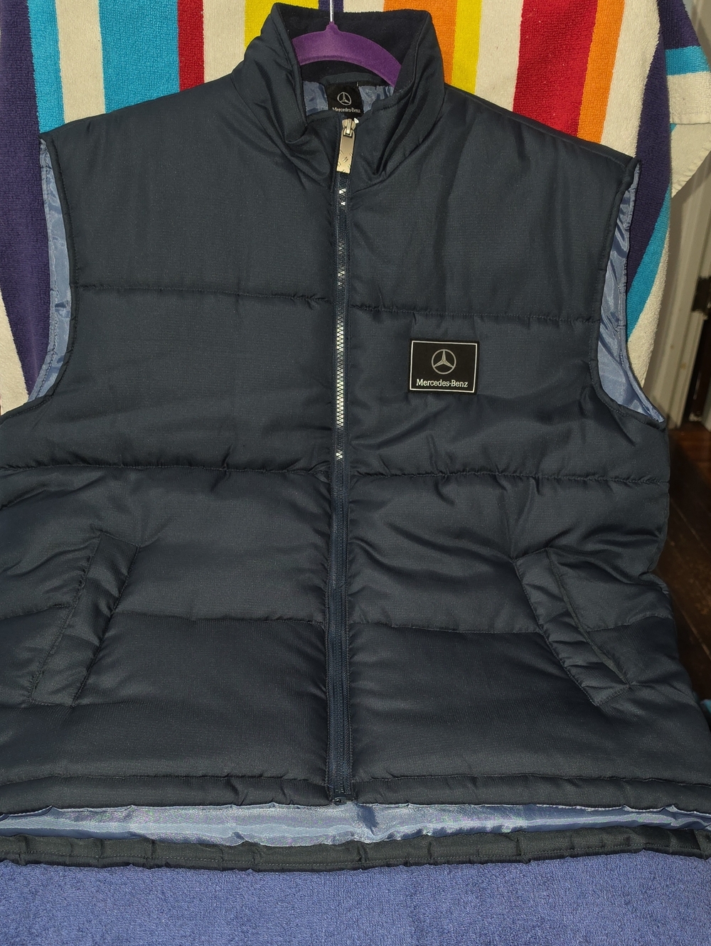 Mercedes Benz Puffer Vest Mens Size Med. Navy